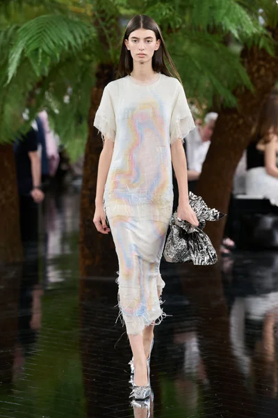 Look 35